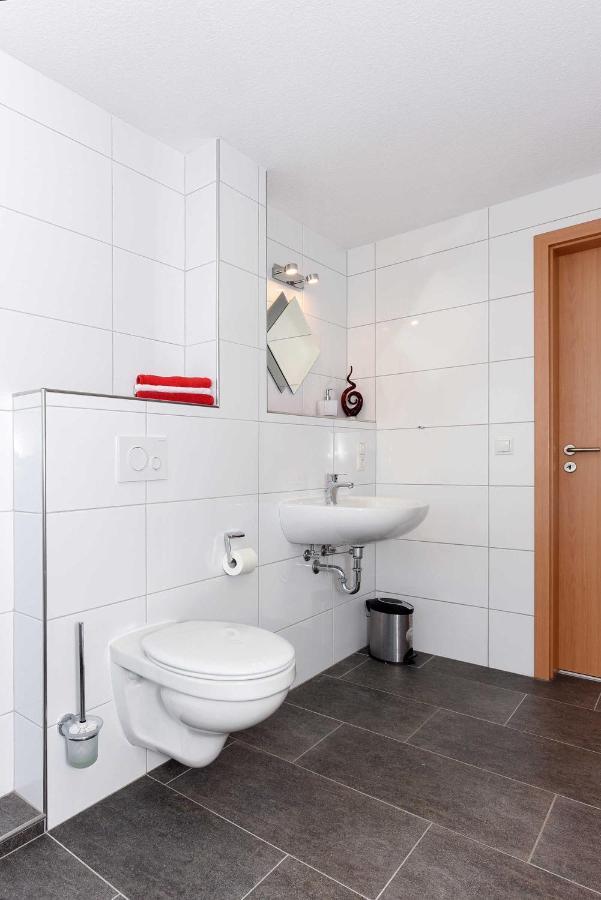 Ferienwohnung Teezeit นอยฮาร์ลิงเงอซีล ภายนอก รูปภาพ
