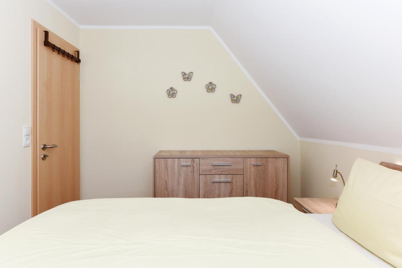 Ferienwohnung Teezeit นอยฮาร์ลิงเงอซีล ภายนอก รูปภาพ